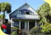 The Water Front House at Raglan Backpackers