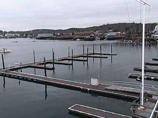 Boothbay Harbor webcam - Brown's Wharf Inn 4 webcam, Maine, Lincoln County