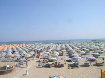Rimini webcam - Rimini Beach 1 webcam, Emilia-Romagna, Rimini