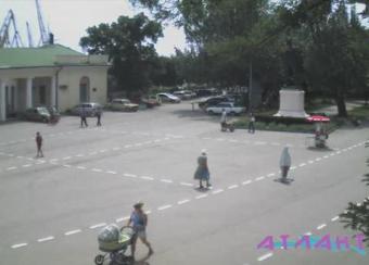 Feodosiya Bay webcam - The station forecourt of Feodosia webcam, Crimea, Crimea