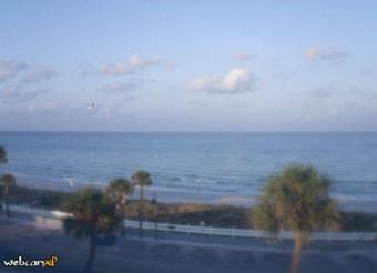 St. Pete Beach webcam - The Hurricane Pass-a-Grill beach webcam, Florida, Pinellas County