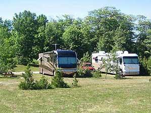 Tobermory Village Campground In Tobermory Bruce County Canada