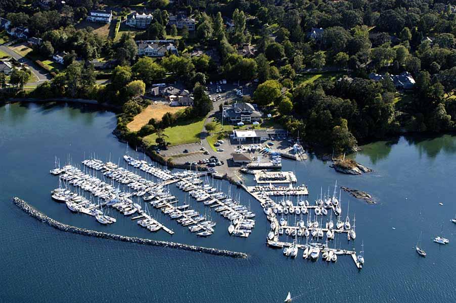 yacht clubs vancouver island