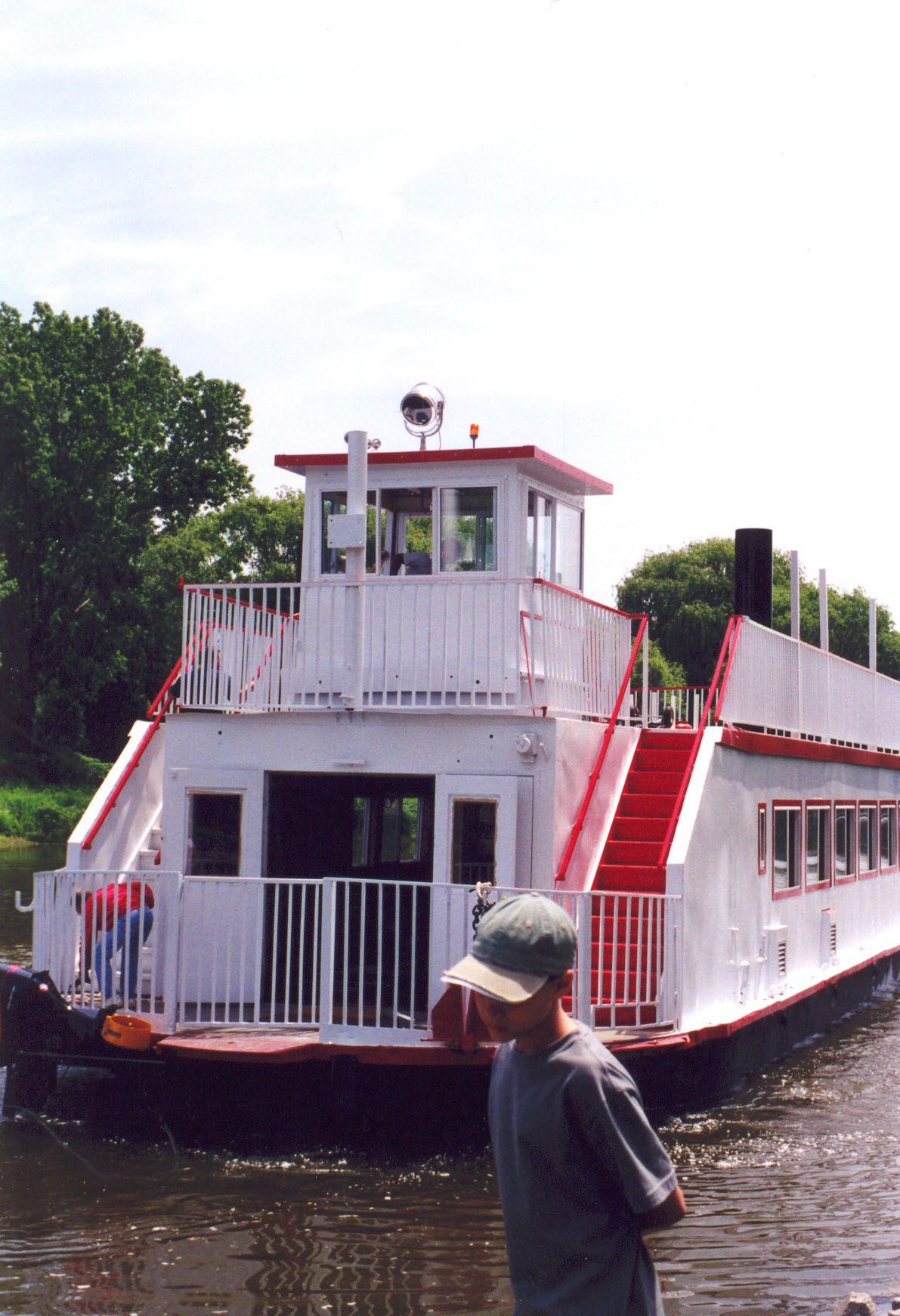 riverboat cruise in frankenmuth